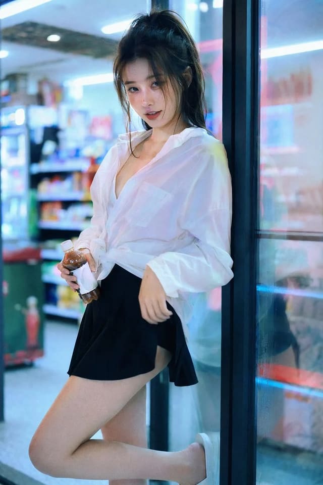 Late-night convenience store portrait