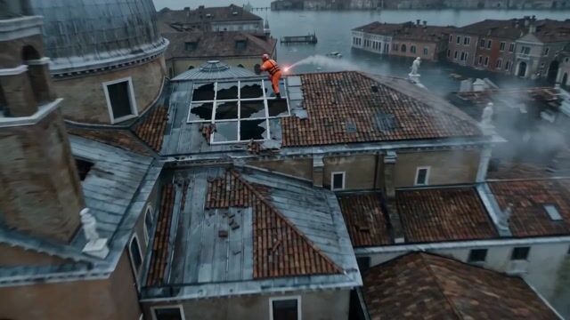 Continuous one-take disaster rescue scene with hyperreal water physics