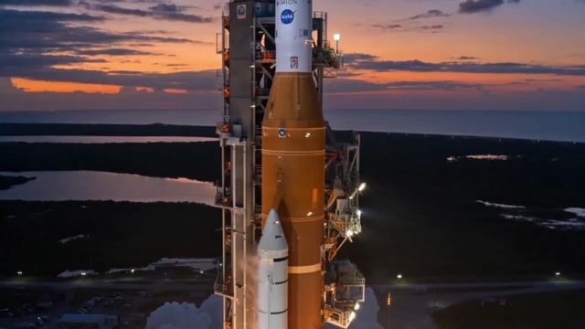 Geo-temporal prompt of Artemis II launch at Kennedy Space Center