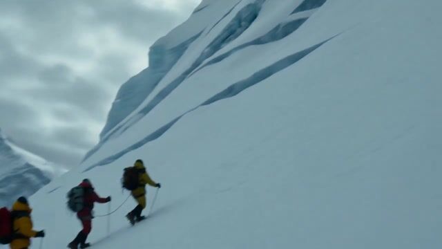 One-take avalanche disaster sequence across a frozen glacier