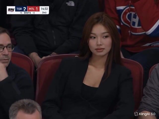 GPT Image 2 hockey crowd image prompt with Kling 3.0 video conversion