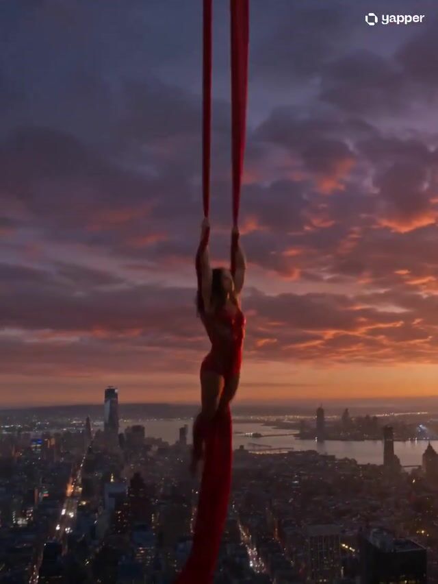 AERIAL QUEEN