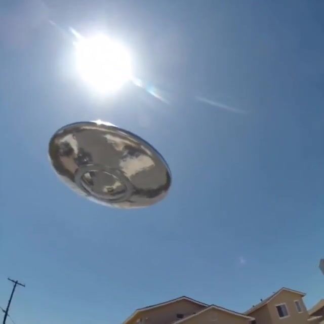 Daytime UFO Attack Found-Footage Vlog